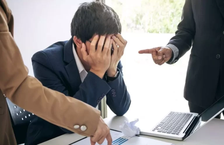 Mengenal Berbagai Hambatan Komunikasi di Kantor, Agar Kerjamu Lebih Efektif