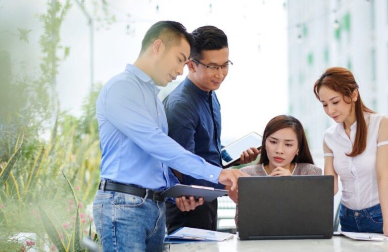 Pahami Open Door Policy Bisa Menciptakan Lingkungan Kerja Positif